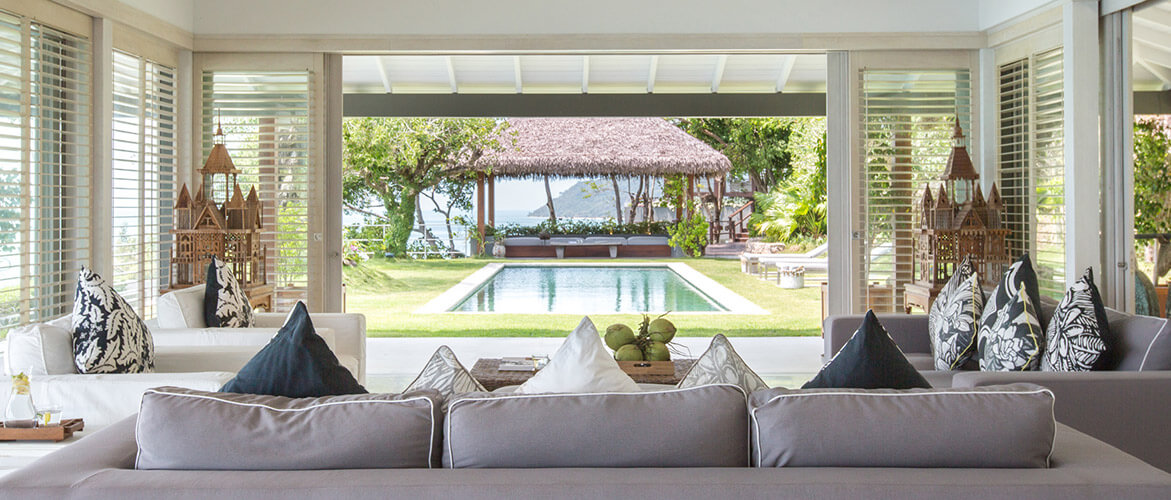 Element of 8 - Living area overlooking to the pool